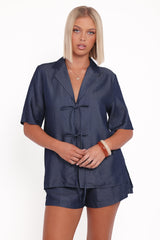 Aaliyah Chambray Tie Front Top - Dark Wash