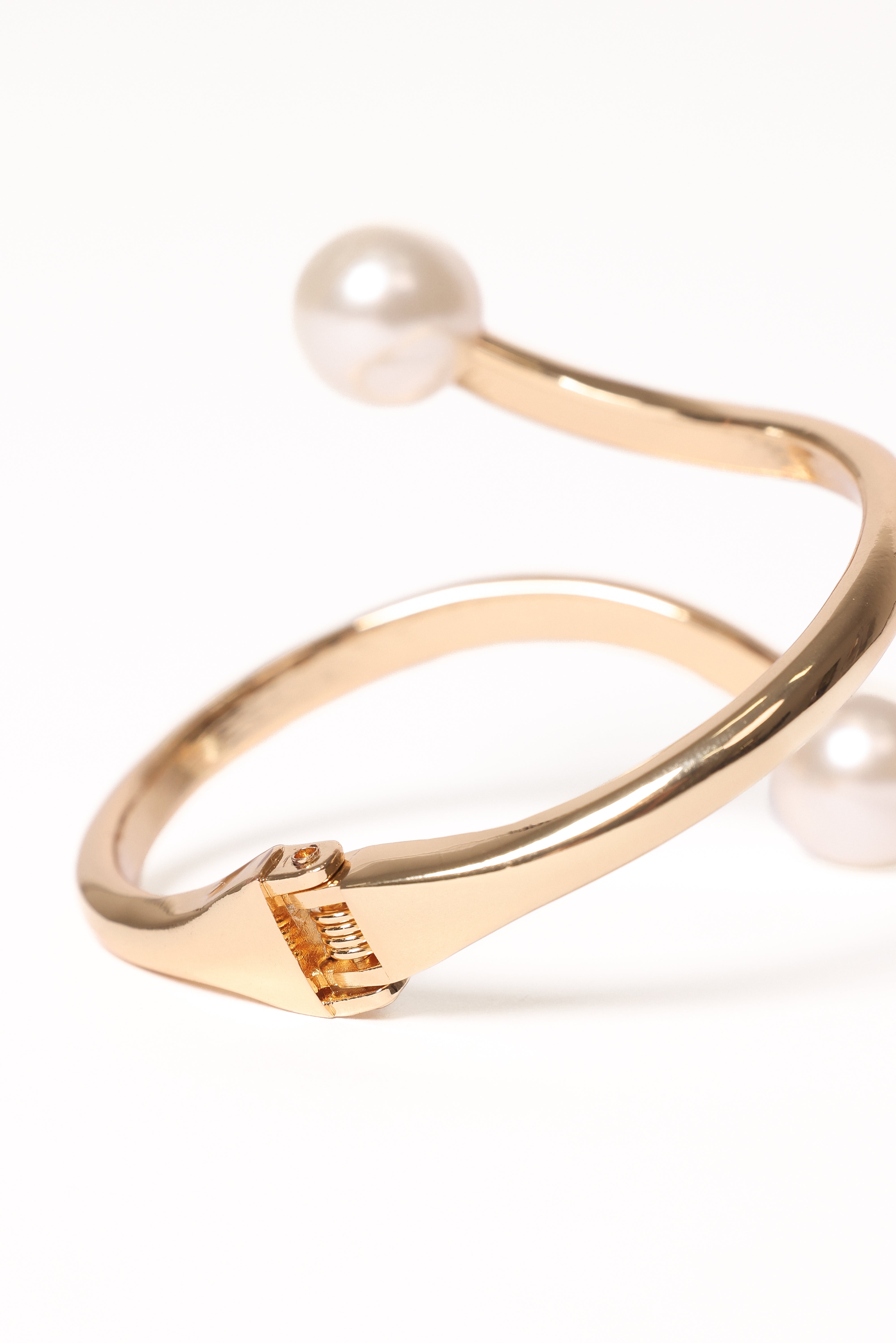 Petra Cuff - Gold/Pearl