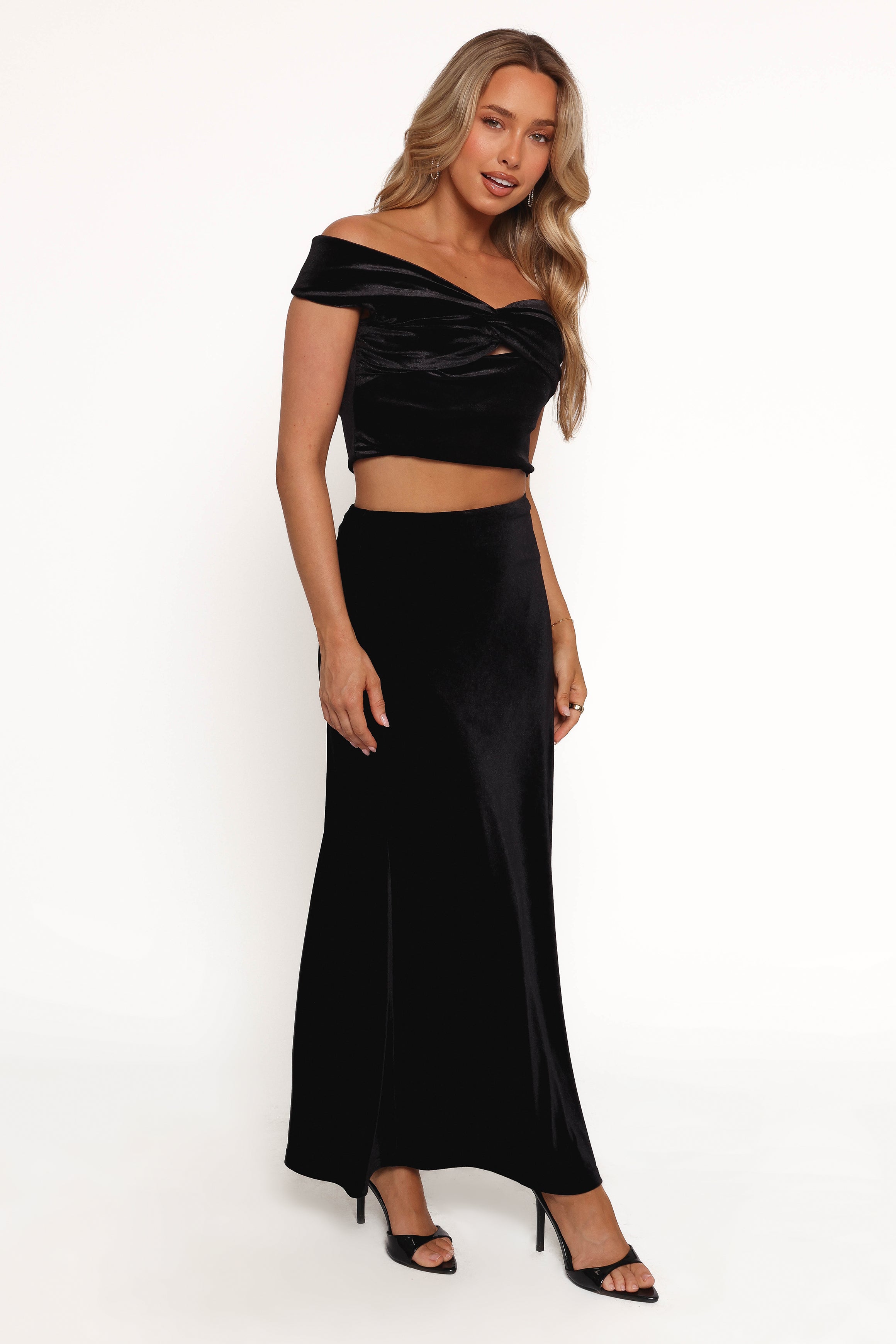 Suri Velvet Maxi Skirt - Black