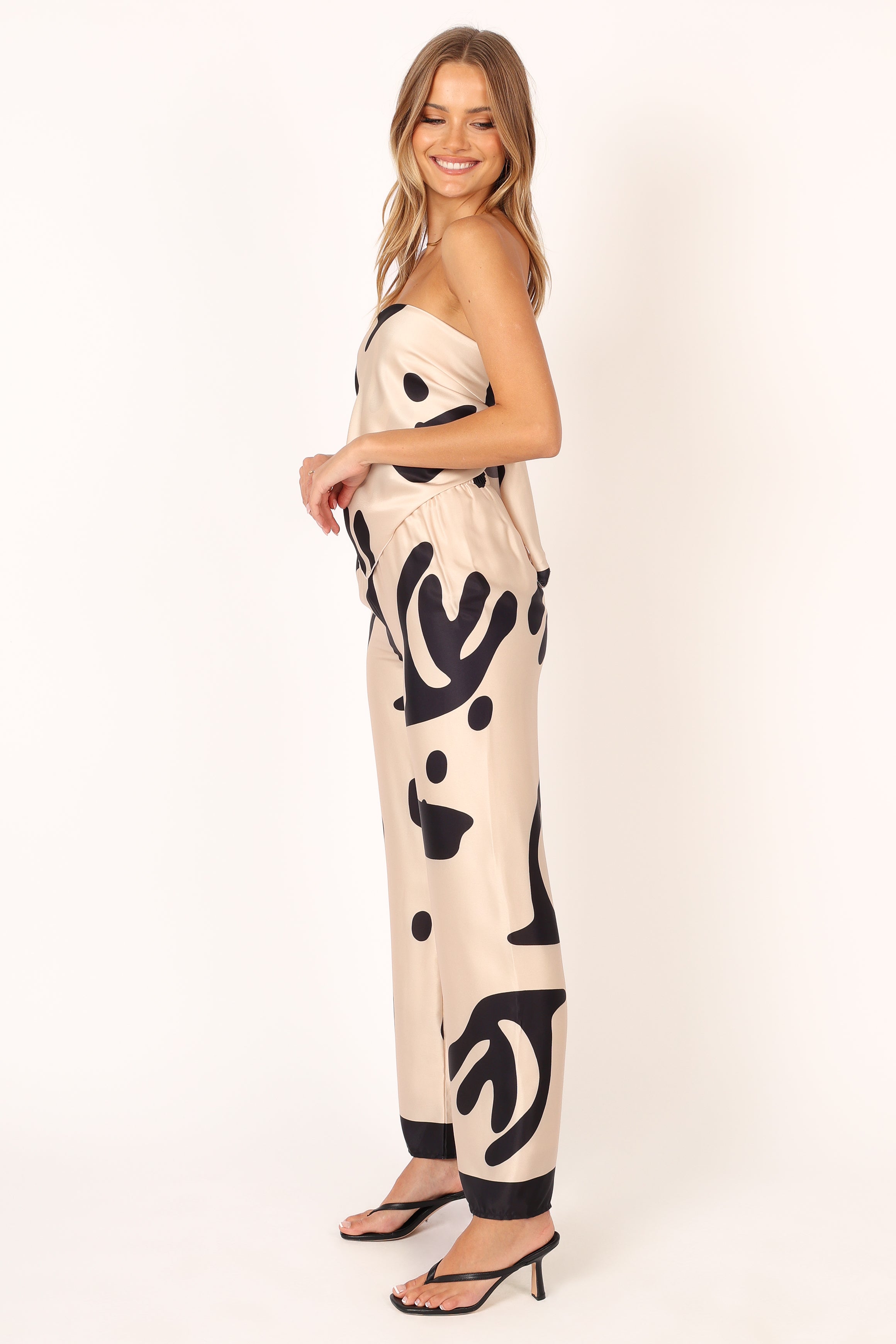 Milla Set - Cream Black